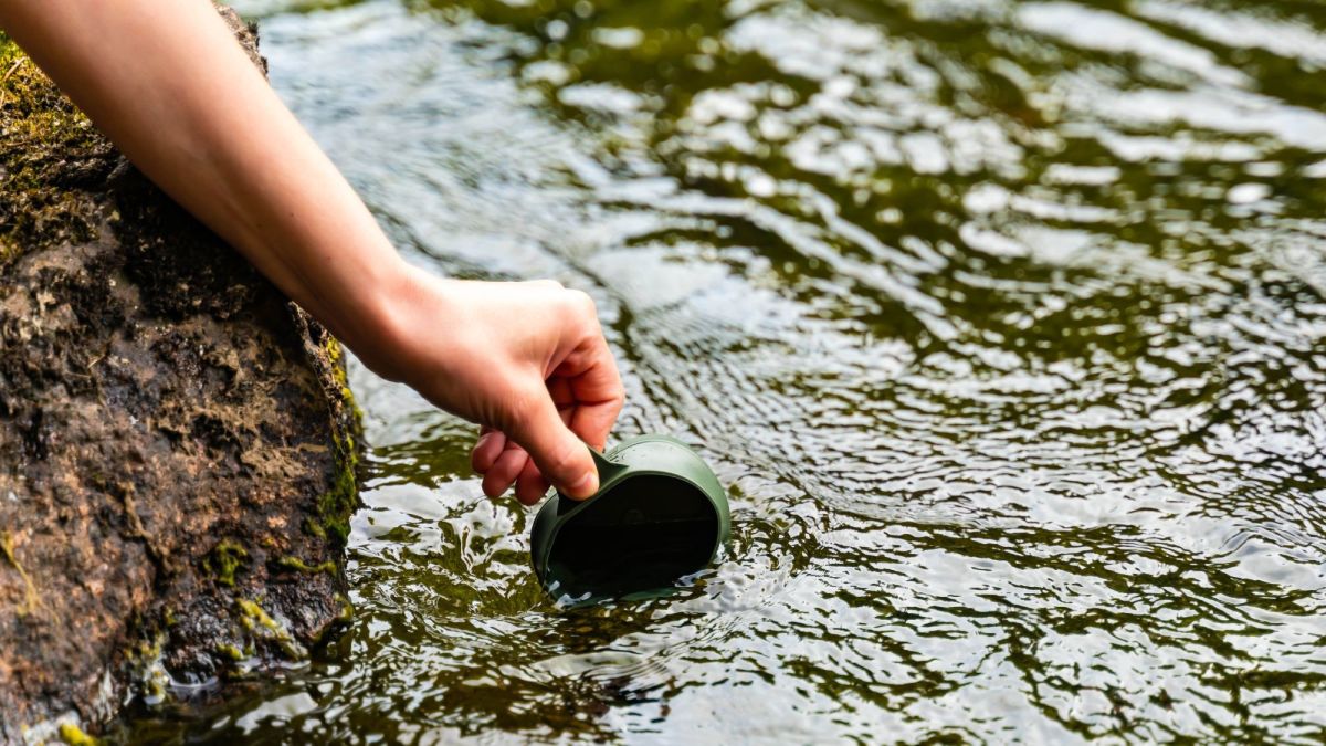 How to Purify Water Using Natural Methods